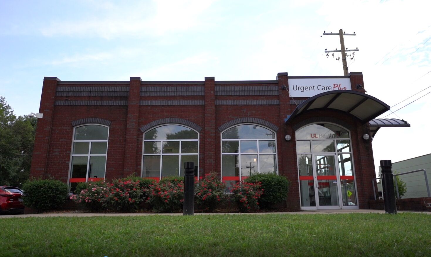 New urgent care brings medical services to underserved Parkland neighborhood